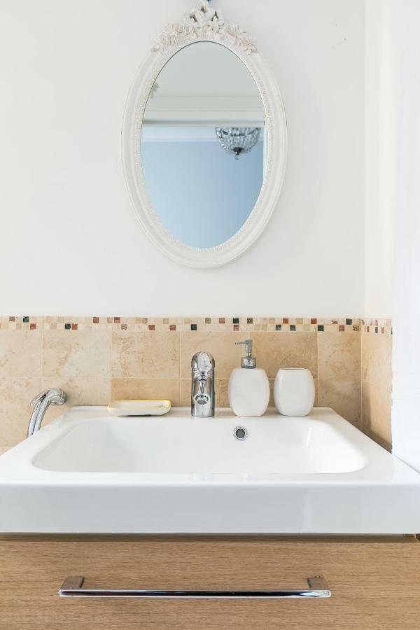 Vacanza Romana Guesthouse ภายนอก รูปภาพ